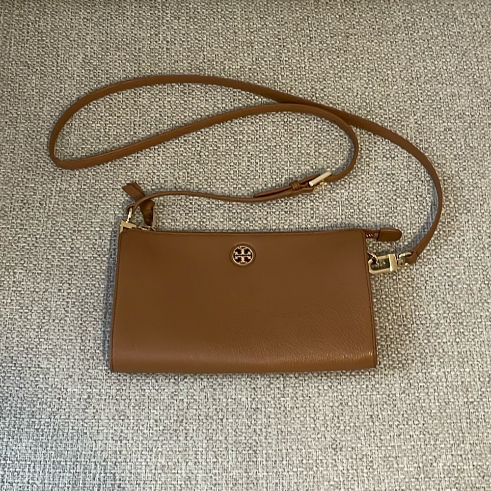 Tory Burch Brody Wallet Crossbody